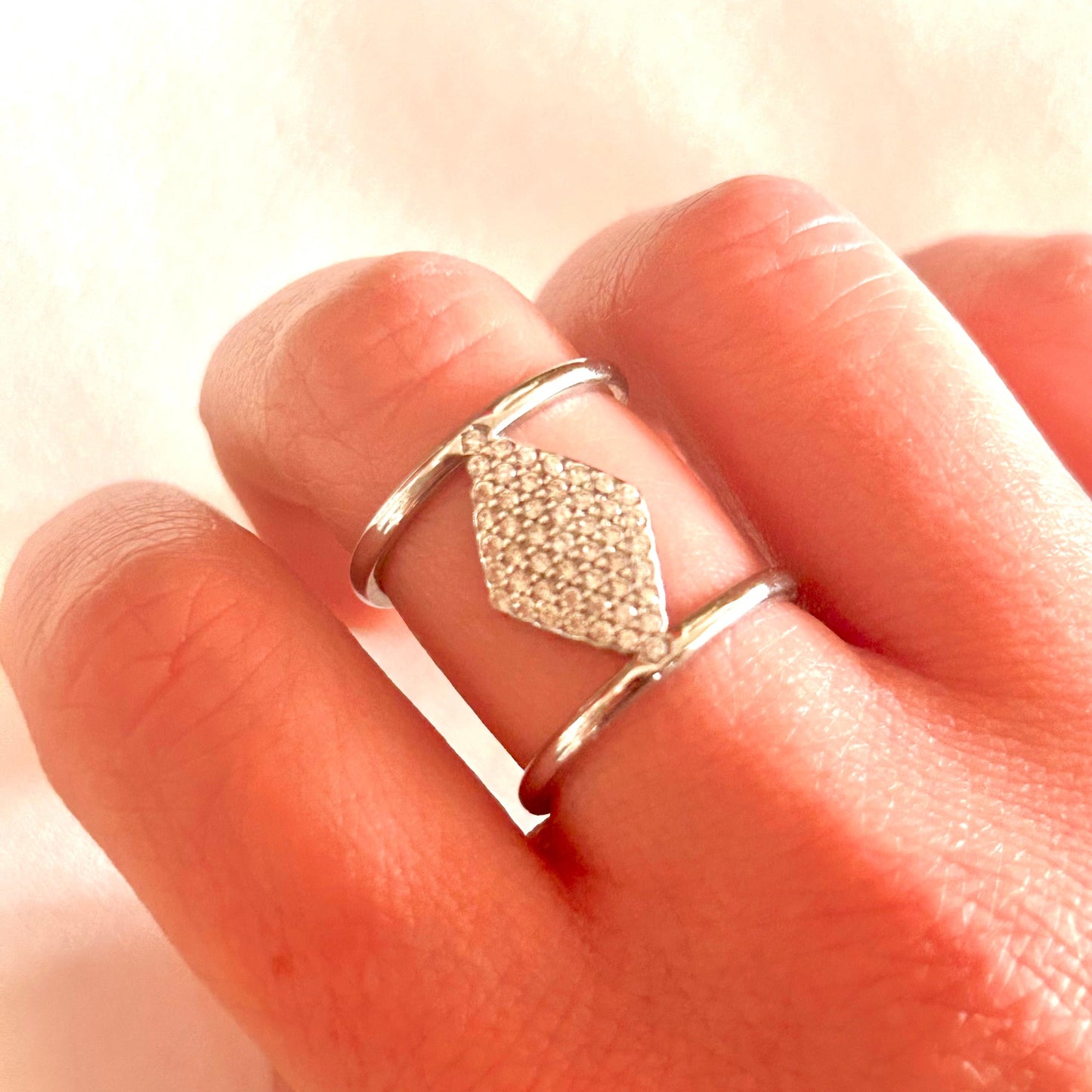 Bague losange brillante