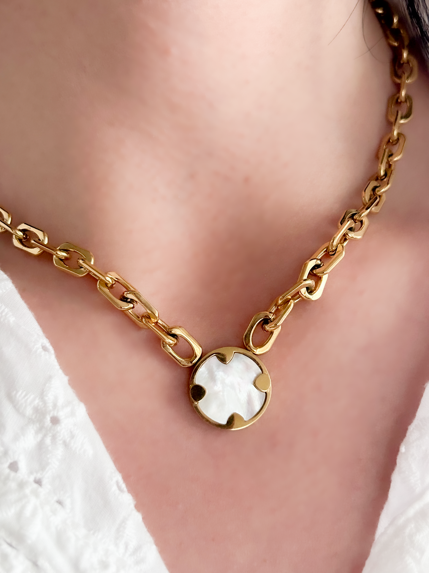 Collier Cruz